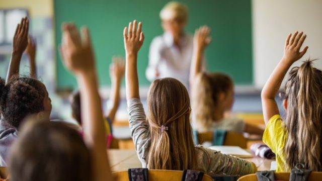 Υπουργείο Παιδείας – Κατανομή μαθητών: Θα συνεχίσει να γίνεται αλφαβητικά