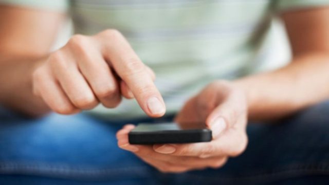 Απίθανο! Ο αριθμός του κινητού σου «ματυράει» την… ηλικία σου