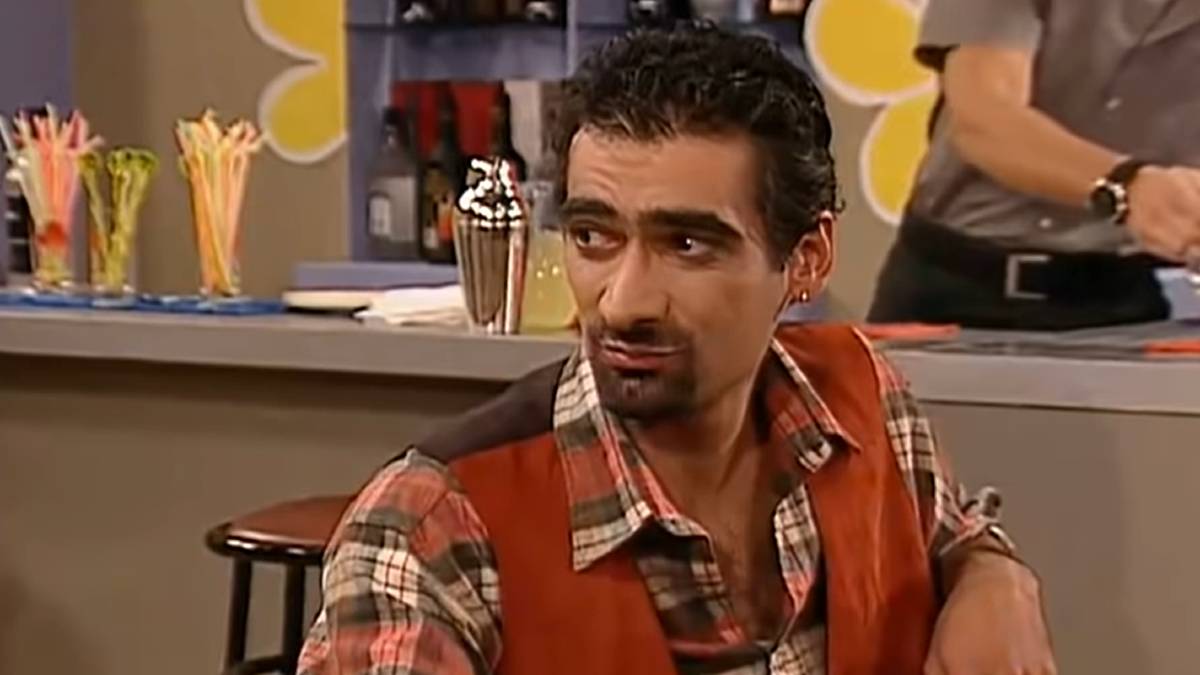 Θυμάστε τον «Νιόνιο τον Speed» από το «Κωνσταντίνου και Ελένης»; Απίστευτη η αλλαγή στην εμφάνισή του