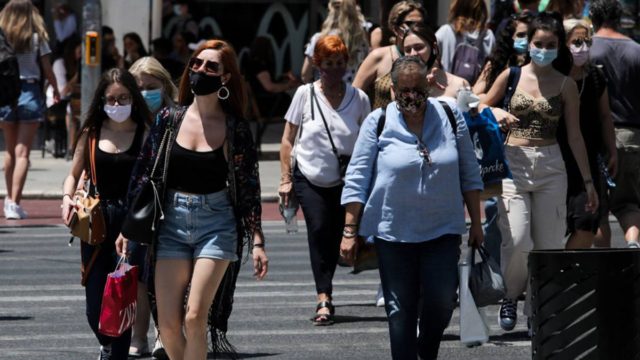 Μετάλλαξη Δέλτα: Συναγερμός στην Κρήτη για την διασπορά – Τα 3 πιο συχνά συμπτώματα