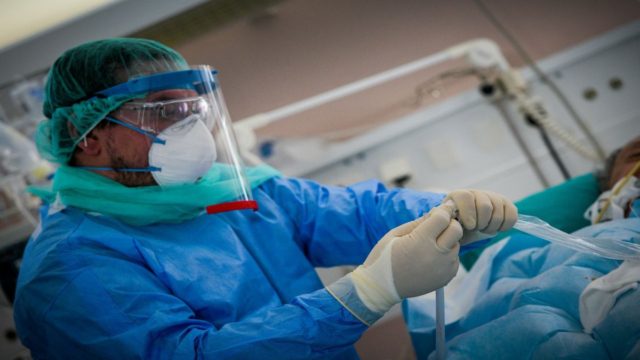 Κορωνοϊός: Που εντοπίζονται τα κρούσματα – Στο “κόκκινο” η Αττική