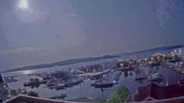 Τεράστιος μετεωρίτης φώτισε τον ουρανό της Νορβηγίας! Που έπεσε;