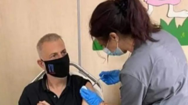 Θετικός στο κορωνοϊό ο Γιάννης Μώραλης: Ευτυχώς εμβολιάστηκα, το περνάω σαν μικρό κρύωμα