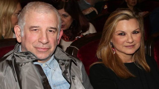 Κατέρρευσε η σύζυγος του Πέτρου Φιλιππίδη, μετά την προφυλάκισή του!