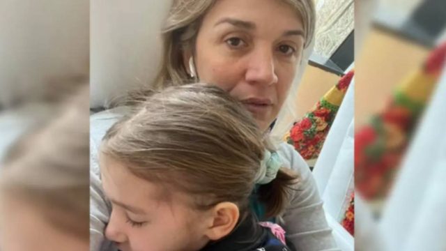 “Ξυπνά νεραϊδούλα μου, ξυπνά γλυκό πλάσμα να λάμψει ο ουρανός”: Ραγίζει καρδιές η μητέρα της 7χρονης Αναστασίας