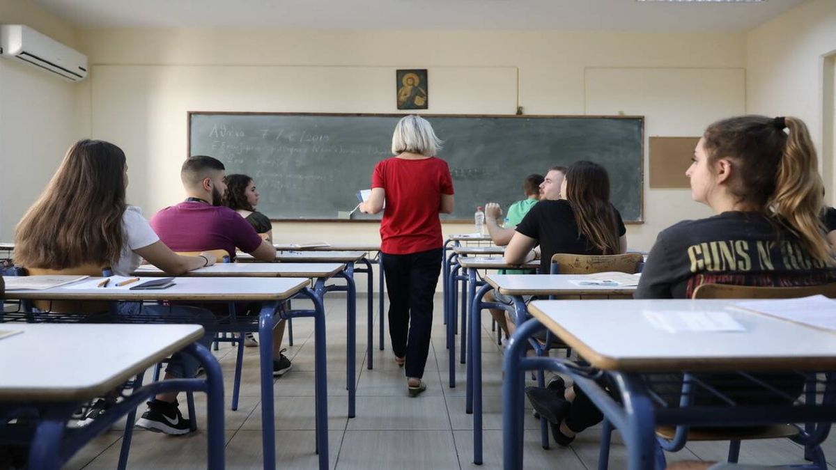 Πανελλαδικές Εξετάσεις 2021: Στην Αρμονία εξετάζονται οι υποψήφιοι – Ανοδος των βάσεων στις περιζήτητες Νομικές, Ιατρικές και Πολυτεχνικές Σχολές