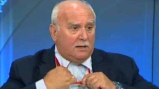 “Βρε ηλίθιε πες…”: Σε τραγική κατάσταση ο Γιώργος Παπαδάκης