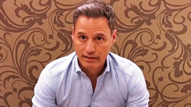 Γρηγόρης Πετράκος: «Δεν υπάρχει τέταρτο κύμα»! «Έπεσε μαύρο» στο προφίλ του στο Facebook – Η επίθεση στον Αρκά και η έκρηξη του Λιάγκα