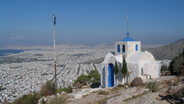 Προφήτης Ηλίας: Για ποιο λόγο οι εκκλησίες του είναι πάντα ψηλά;