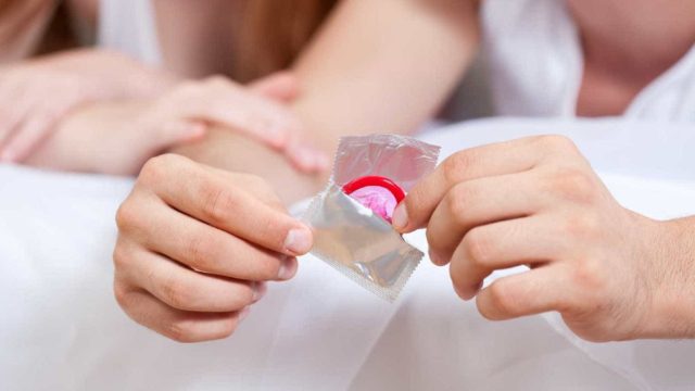 4 + 1 μύθοι για το σεξ που πρέπει να πάψετε να πιστεύετε