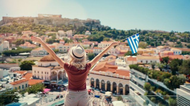 Τουρισμός: «Βροχή» ακυρώσεων πρακτορείων για ελληνικούς προορισμούς – Κομβικές για τη σεζόν οι επόμενες δέκα μέρες