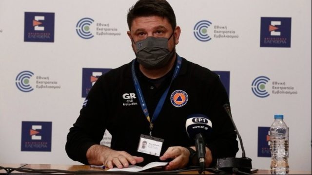 Βόμβα Χαρδαλιά: «Αγκαλιάζουν» το lockdown έξι περιοχές! Υποχρεωτικό self-rapid test σε ανεμβολίαστους εργαζόμενους