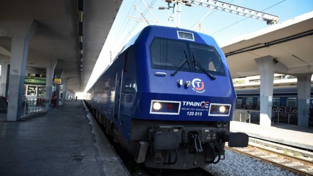 ΤΡΑΙΝΟΣΕ: Κατάργηση δρομολογίων και την Κυριακή λόγω της φωτιάς