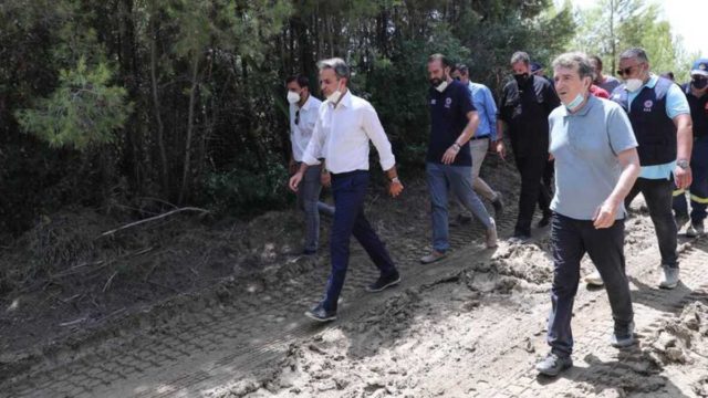 Αυτές είναι οι αποφάσεις του Κυριάκου Μητσοτάκη για τους πυρόπληκτους – Το ξεχωριστό τηλεφώνημα του πρωθυπουργού