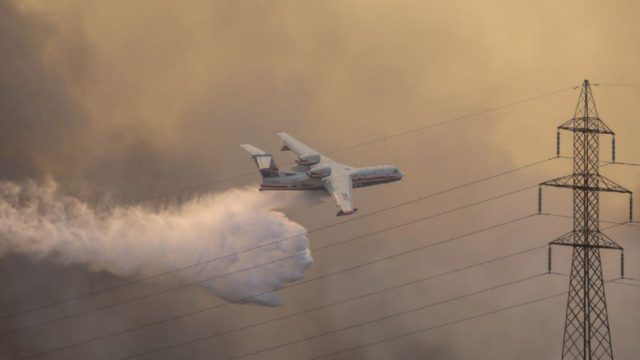 Φωτιά στη Βαρυμπόμπη: Κίνδυνος να μείνει χωρίς ρεύμα ολόκληρη η Ανατολική Αττική!
