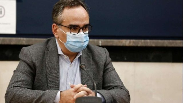 Κοντοζαμάνης: “Όσοι βγαίνουν σε αναστολή θα πρέπει να επιστρέψουν ποσό από τον μισθό τους”