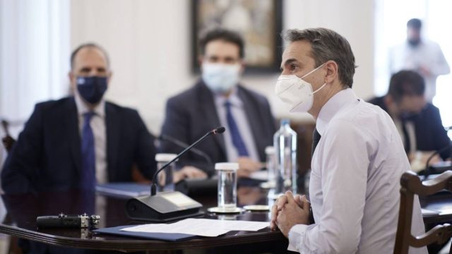 Ανασχηματισμός: Τέλος ο Χρυσοχοΐδης, στο Υγείας ο Πλεύρης, στο Τουρισμού ο Κικίλιας