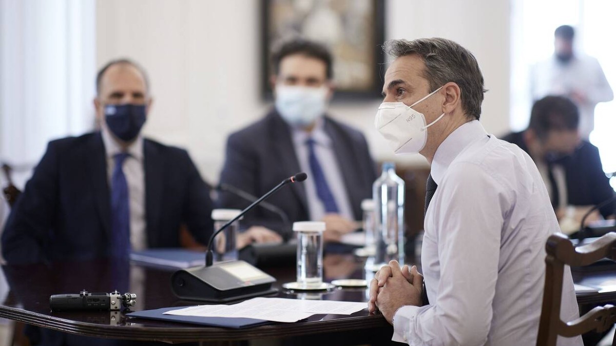 Ανασχηματισμός: Τέλος ο Χρυσοχοΐδης, στο Υγείας ο Πλεύρης, στο Τουρισμού ο Κικίλιας