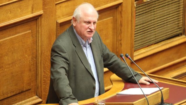 Πέθανε ο πρώην βουλευτής Αντώνης Σκυλλάκος