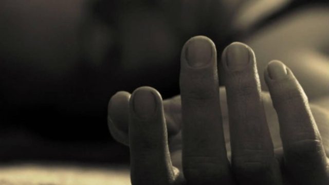 Εύβοια: Αυτοκτόνησε 56χρονος οδοντίατρος – Τον βρήκαν σπίτι με κομμένες φλέβες