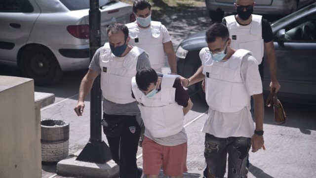 Έγκλημα στη Δάφνη: Στον ανακριτή σήμερα ο συζυγοκτόνος για την στυγερή δολοφονία