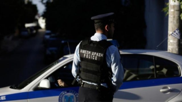 Ηράκλειο: Συνέλαβαν 35χρονο για… αυτοϊκανοποίηση έξω από ταβέρνα