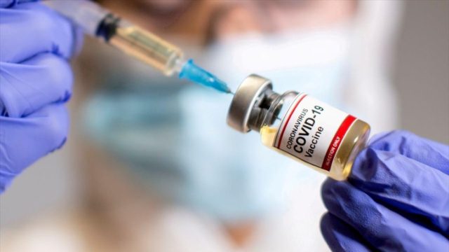 Κορωνοϊός: Προ των πυλών η τρίτη δόση του εμβολίου – Ποιους αφορά