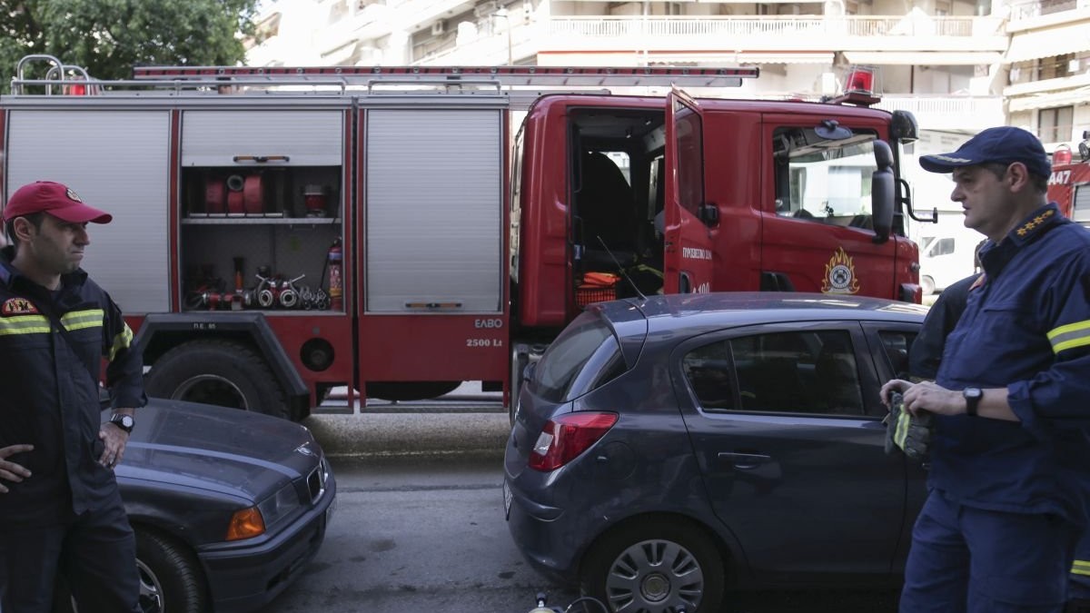Φωτιά σε διαμέρισμα στη Θεσσαλονίκη