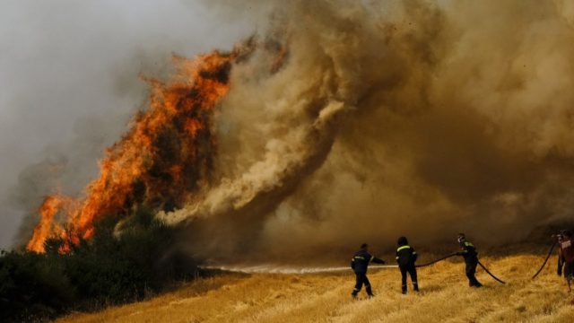Φωτιές: Τα αίτια και οι παραλείψεις που οδήγησαν στον πύρινο όλεθρο