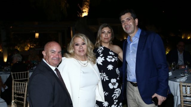 Ο γιος της Πριγκίπισσας Αικατερίνης Ντέιβιντ-Τζων Άντριους ευχαρίστησε όλους όσους βοηθούν το έργο του Lifeline Hellas