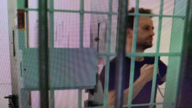 Ανατροπή στα Γλυκά Νερά: Δύσκολες ώρες για τον Μπάμπη στη φυλακή – Το νέο που του «ψιθύρισαν» στο αυτί