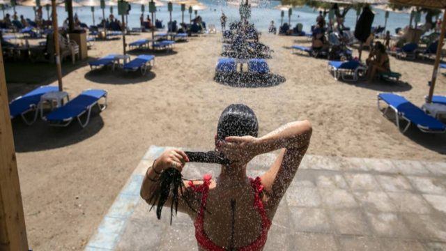 Καιρός – Καύσωνας: Καμίνι η χώρα σήμερα – Στους 45 βαθμούς θα σκαρφαλώσει ο υδράργυρος