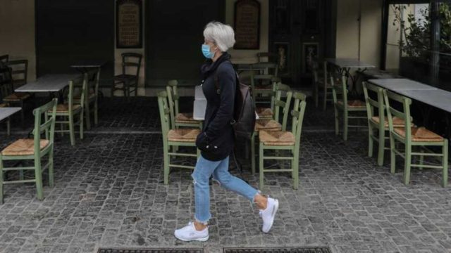 Κορωνοϊός: Ο οδικός «χάρτης» για τους ανεμβολίαστους μέχρι το Μάρτιο – Πιθανά τα ακόμη πιο «βαριά» μέτρα