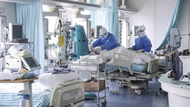 «Παγωμάρα» στη Θεσσαλονίκη: Πρώτος θάνατος πλήρως εμβολιασμένου με κορωνοίό δίχως υποκείμενα νοσήματα