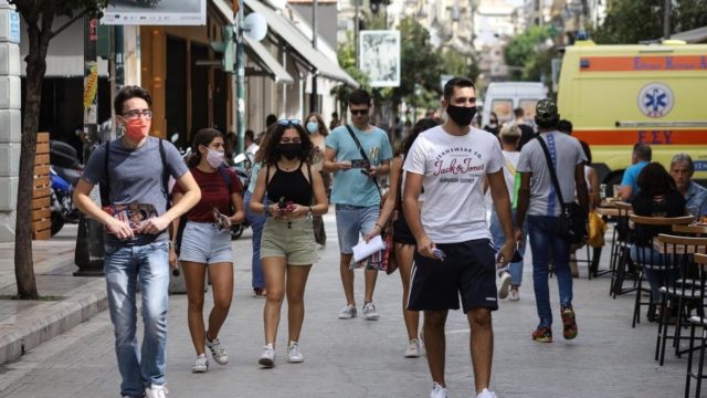 Κορωνοϊός: Η κυβέρνηση ανακοινώνει μέτρα για ανεμβολίαστους