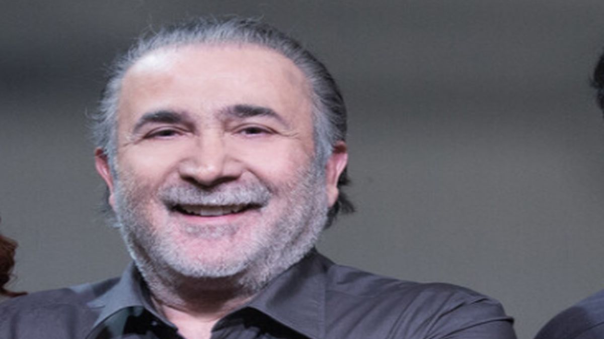 Ευτυχισμένος ξανά, μετά τον θάνατο της γυναίκας του, ο Λάκης Λαζόπουλος!