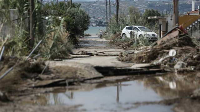 Δραματική προειδοποίηση μετά τις πυρκαγιές: Έρχονται με φόρα οι πλημμύρες – Έκθεση «κόλαφος» για το κλίμα