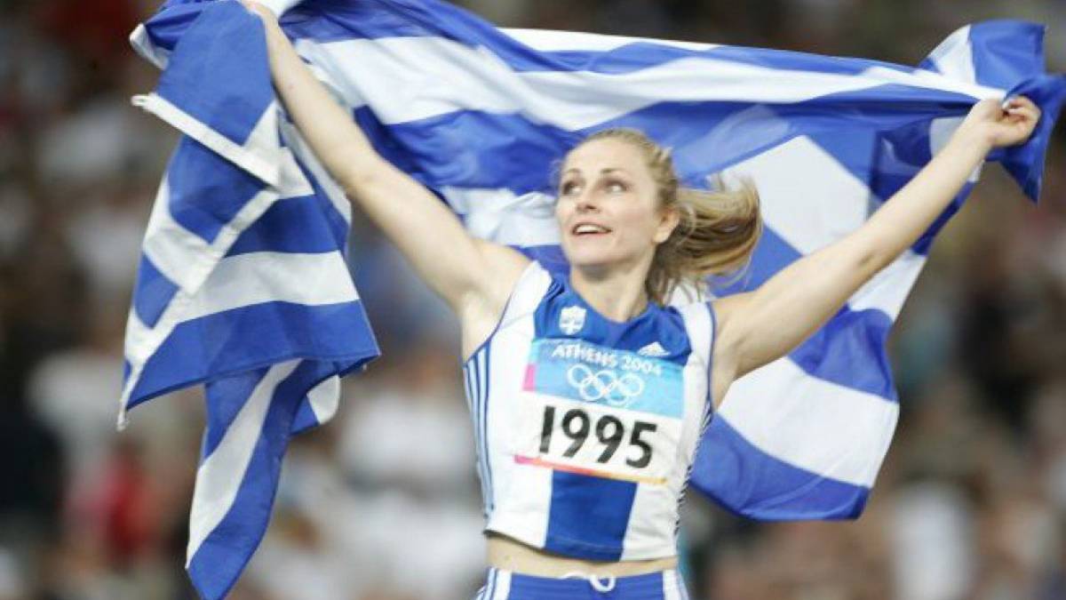 Στα 45 της η Ολυμπιονίκης Μιρέλα Μανιάνι «επανεμφανίστηκε» με… σέξι μπικίνι (ΦΩΤΟ)