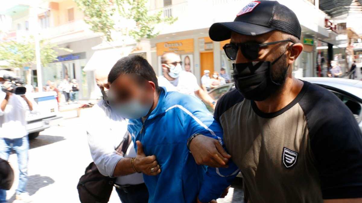 Έγκλημα στη Μεσαρά: Για ανθρωποκτονία από πρόθεση διώκεται ο 27χρονος Ρουμάνος της στυγερής δολοφονίας