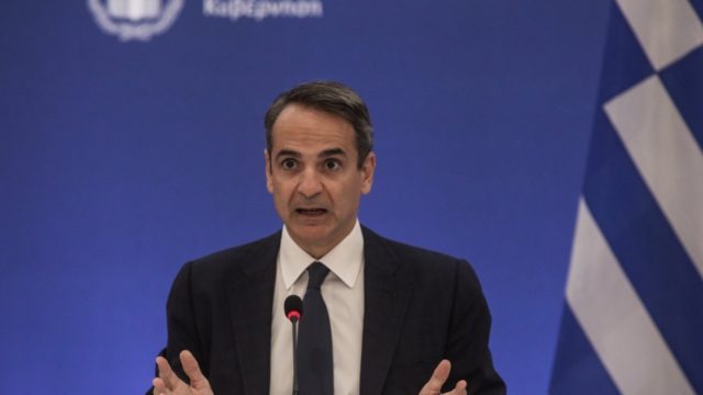 Κυριάκος Μητσοτάκης: «Οι αντιεμβολιαστές είπαν για τις ανεμογεννήτριες – Το επιτελικό κράτος δε σβήνει με τη μάνικα»