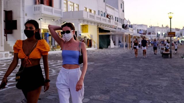 Μετά το Δεκαπενταύγουστο: Τα τρία νησιά που είναι ένα «βήμα» από το lockdown