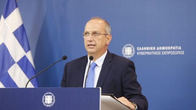 Γιάννης Οικονόμου: Σε αναστολή από 1η Σεπτεμβρίου οι ανεμβολίαστοι υγειονομικοί – Ο νόμος θα εφαρμοστεί στο ακέραιο