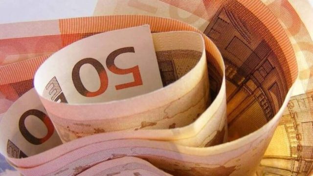 ΟΠΕΚΑ: Ποια επιδόματα θα πληρωθούν και πότε