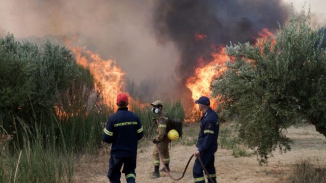 Τραγική εξέλιξη με την πυρκαγιά στην Αττική: Δύο πυροσβέστες δίνουν μάχη στην εντατική!