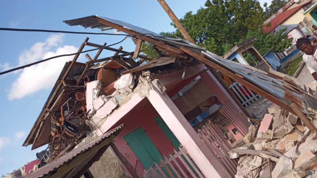Σεισμός στην Αϊτή: Απίστευτη τραγωδία με πάνω από 300 νεκρούς – Η εκτίμηση Λέκκα