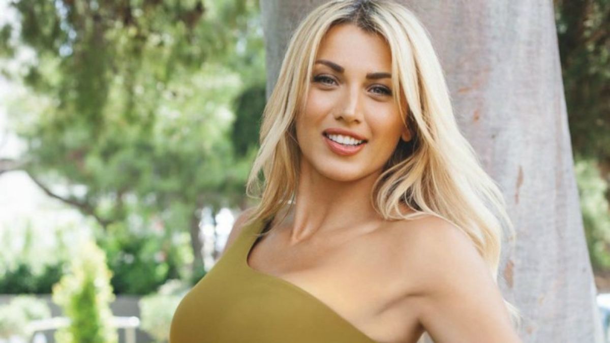 «Κόλαση» η Κωνσταντίνα Σπυροπούλου – Η νέα φωτογραφία με μαγιό
