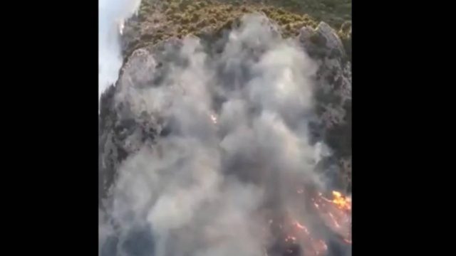 Φωτιά στην Εύβοια: Ανατριχιαστικές εικόνες από το κόκπιτ του ρωσικού Beriev-200!
