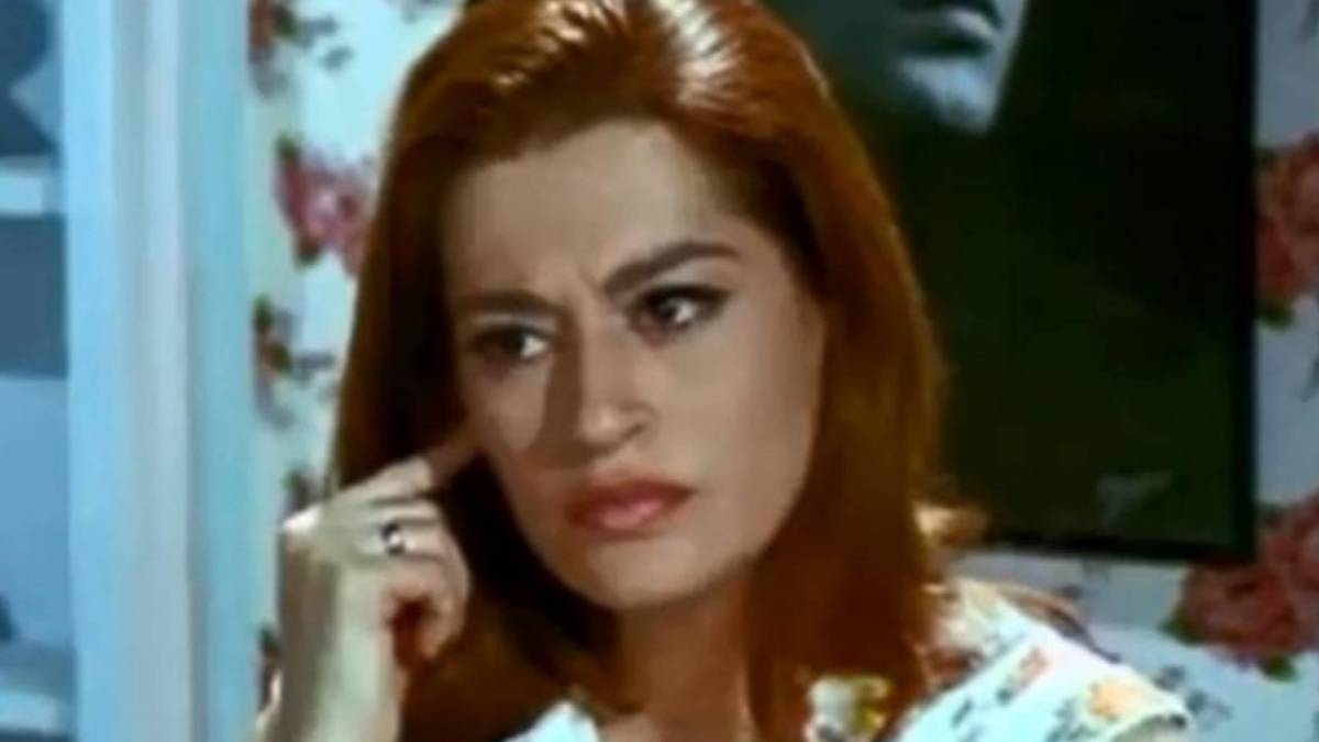 Θυμάστε την μεγάλη αντίζηλο της Αλίκης Βουγιουκλάκη, Κατερίνα Χέλμη; Δείτε πως είναι σήμερα η ηθοποιός