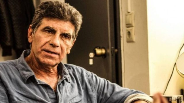 Γιάννης Μπέζος: «Η τηλεόραση παραμένει συντηρητική, γυρνάμε γύρω από τα ίδια»