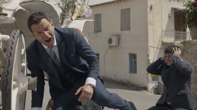 Η Γη της Ελιάς: Η Στέλλα είχε παράλληλη σχέση πριν πεθάνει